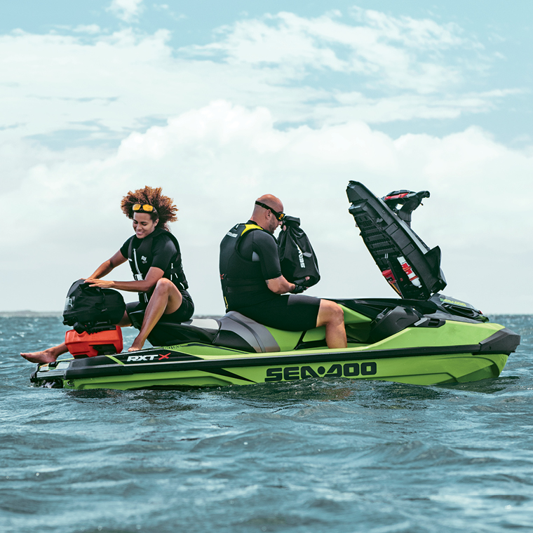 Sea-Doo RXT-X 300｜パワーとコントロール｜Sea-Doo | Sea-Doo Japan