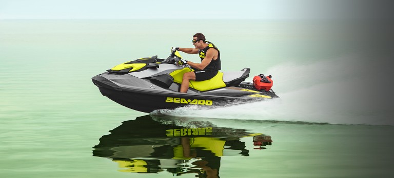 Sea-Doo GTR 230｜パワーとコントロール｜Sea-Doo | Sea-Doo Japan